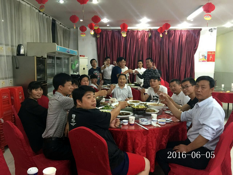 2016年6月5日合肥立新食用菌培训学校学员小聚餐