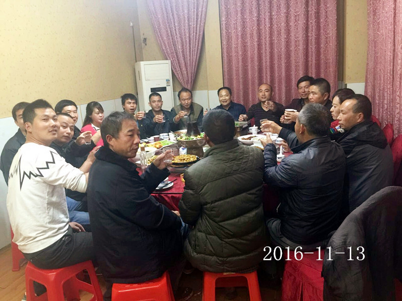 2016年11月13日合肥立新食用菌培训基地学员小聚餐