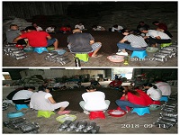 合肥立新食用菌培训基地学员实习生产装袋